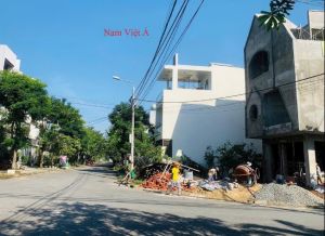 Bán đất Tùng Thiện Vương